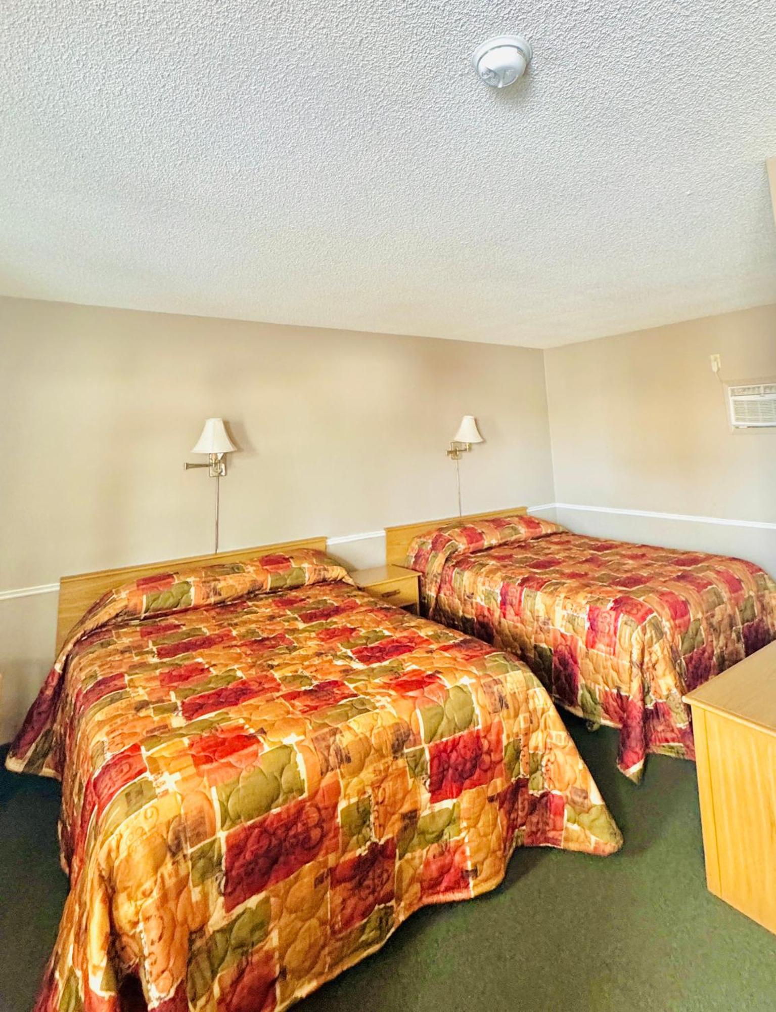 Adams Motel Sault Ste. Marie Exterior photo